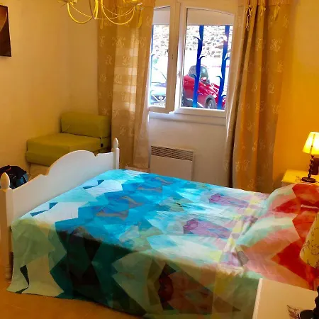 23 Rue Rolland * Collioure