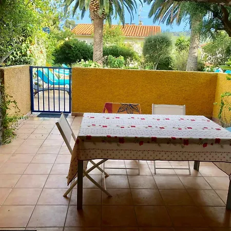 23 Rue Rolland Apartament *